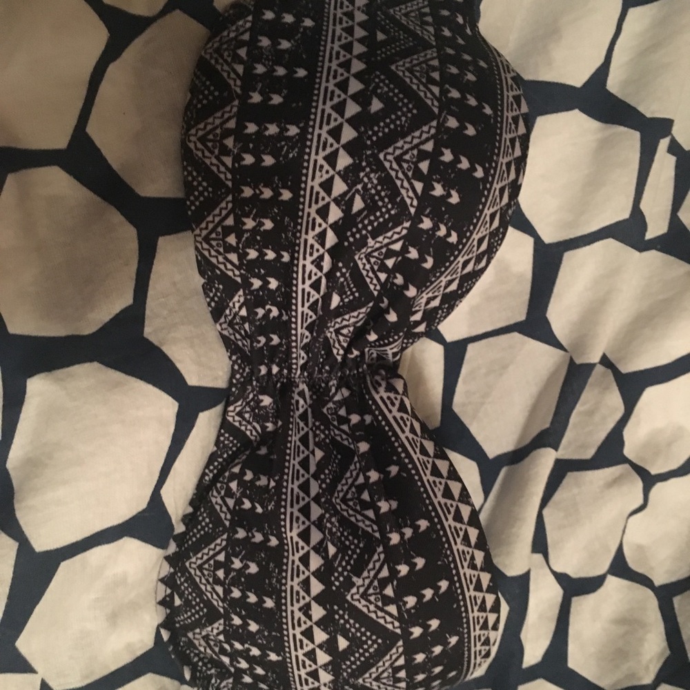 B&W Geometric Strapless Top